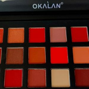 Oaklan eyeshadow palettes